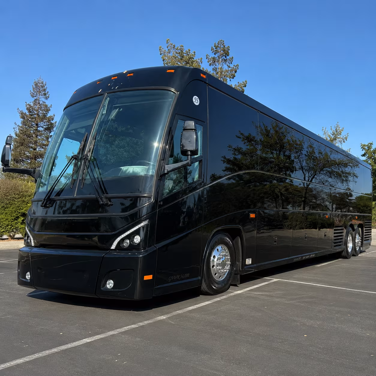 charter bus shuttles between lynchburg and richmond for state government travel
