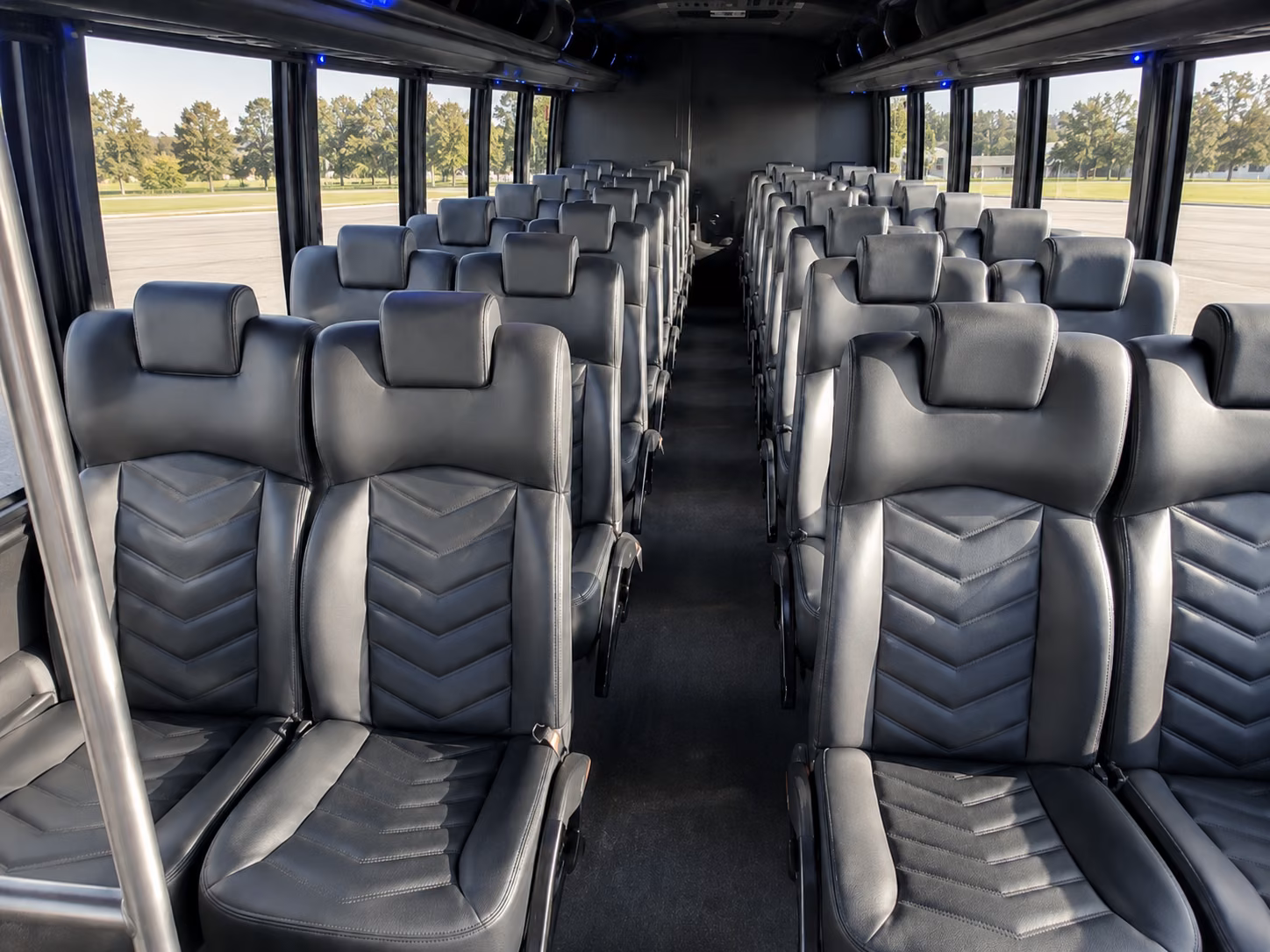 minibus rentals that navigate lynchburg s wine country roads